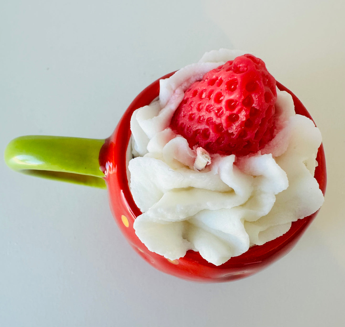 MINI STRAWBERRY WHIPPED CREAM